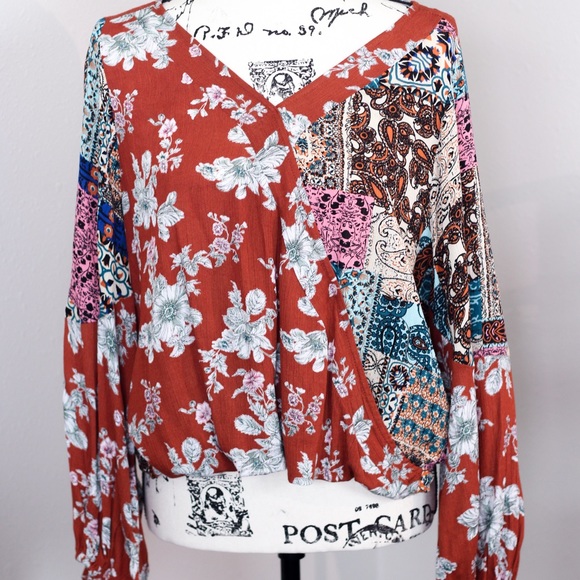 UMGEE Boho LS Floral Patchwork Top / SIZE SMALL - Picture 2 of 10